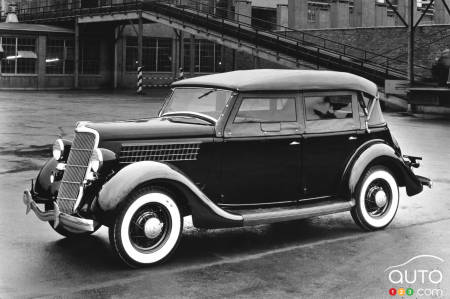 The 1935 Ford Deluxe Phaeton